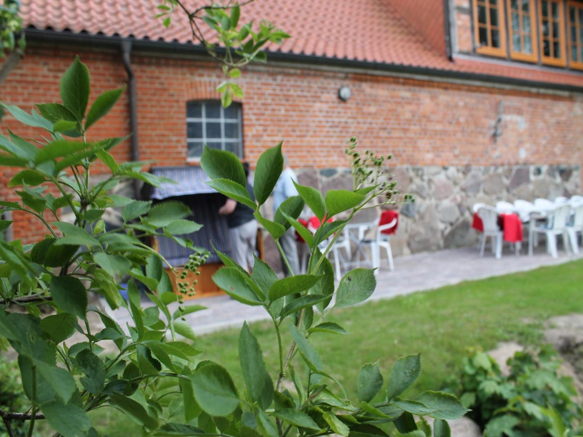 Mansion In Gressow With Terrace Garden Bbq Pond Bicycles Villa Luaran gambar