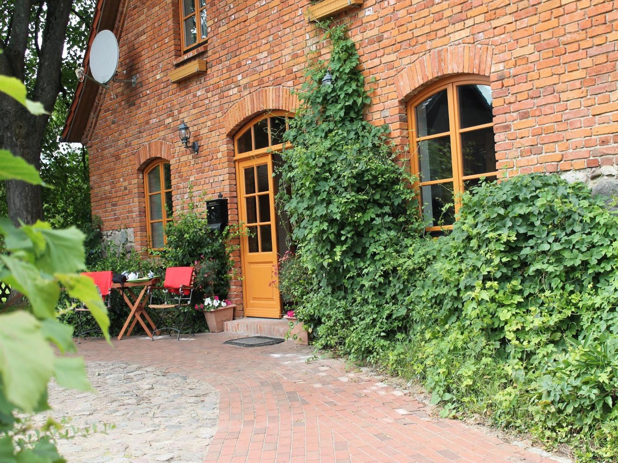 Mansion In Gressow With Terrace Garden Bbq Pond Bicycles Villa Luaran gambar