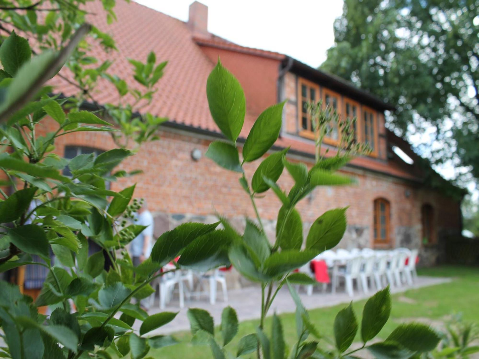 Mansion In Gressow With Terrace Garden Bbq Pond Bicycles Villa Luaran gambar